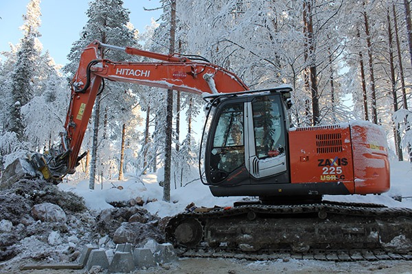 MONIPUOLISET maanrakennuspalvelut Kemijärvellä